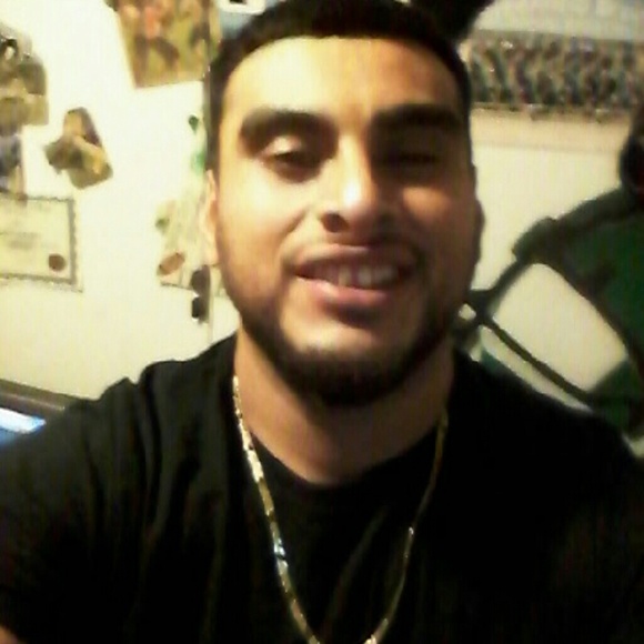 Profile Picture of Javier Zavala (@javizfool) on Poshmark
