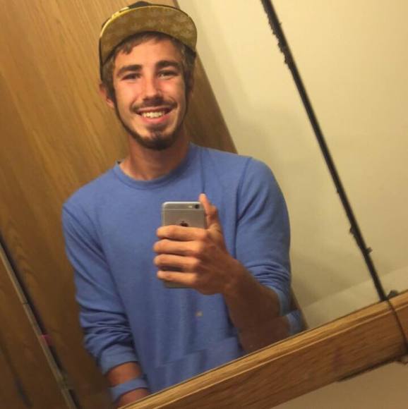 Profile Picture of Doug Cantrell (@morphingpl) on Poshmark