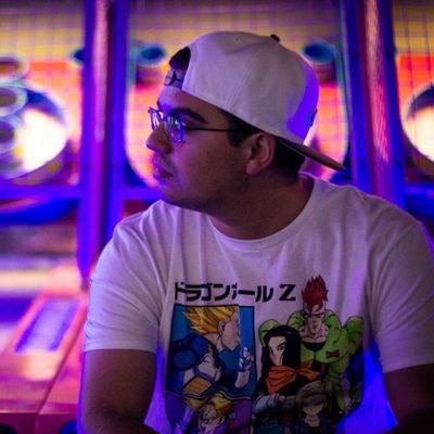Profile Picture of Erik (@erikibarra14) on Twitter