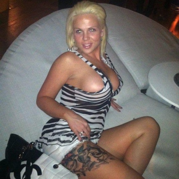 Profile Picture of Shauna Holliday (@mzshaunab27) on Poshmark