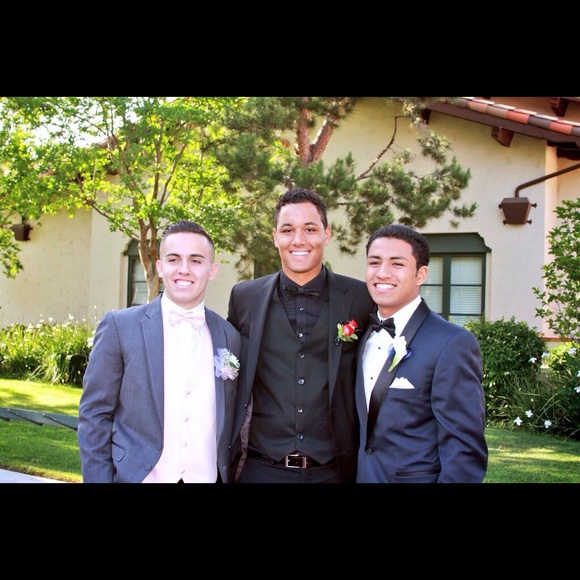 Isaac Archer - Poshmark Profile Picture of Isaac Archer (@isaactho) on Poshmark