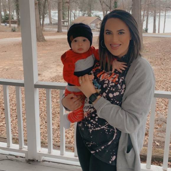 Profile Picture of Mariah Sanders (@cmsanders9) on Poshmark