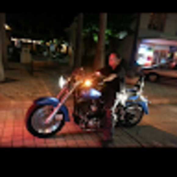 Profile Picture of Brian Doggett (@brianldoggett) on Poshmark