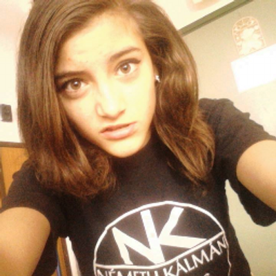 Profile Picture of Dorogházi Bogi (@CicaBabaa012) on Twitter