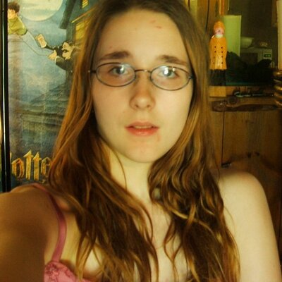 Profile Picture of Katie Donlon (@KatieLovesBryan) on Twitter