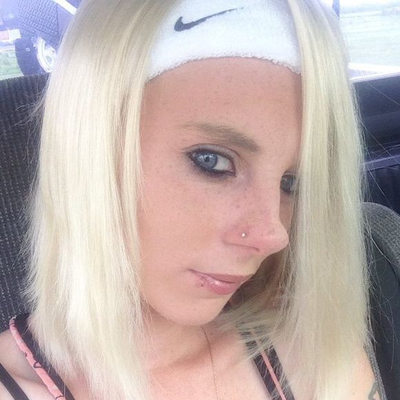 Profile Picture of Crystal Smiley womack (@slim422) on Poshmark