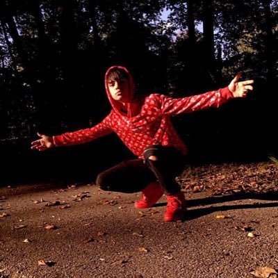 Profile Picture of David Rosenberger (@offyxngrosie) on Twitter