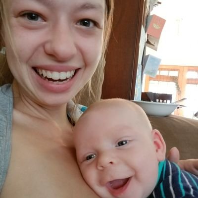 Profile Picture of Renee Victoria Hahn (@renee_hahn) on Twitter