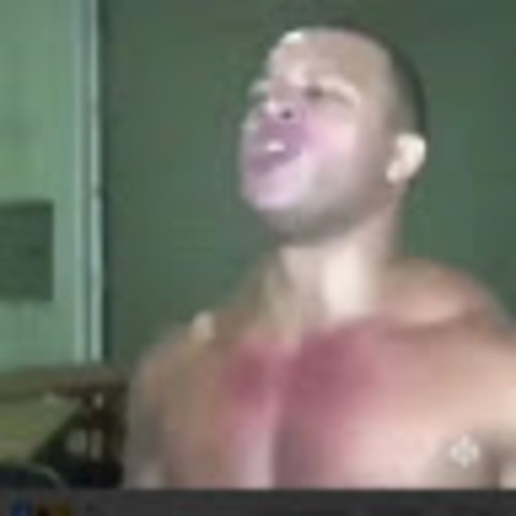 Profile Picture of Ariana Ryan (@arianaryan04) on Poshmark