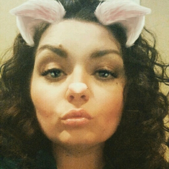 K Guillot - Poshmark Profile Picture of K Guillot (@knguillot1) on Poshmark