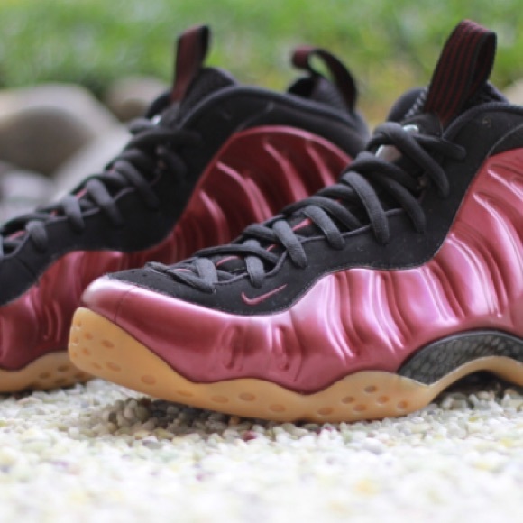 Profile Picture of Dionel Delaponte (@ddelapu1) on Poshmark