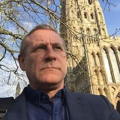 Profile Picture of David AC Maile (@DavidACMaile) on Twitter