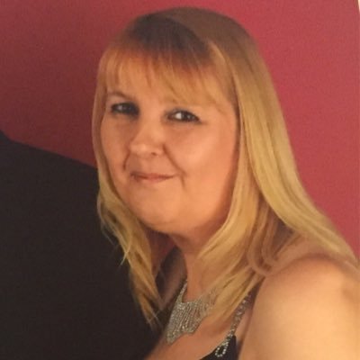 Profile Picture of Elaine Yates (@ElaineY32187021) on Twitter