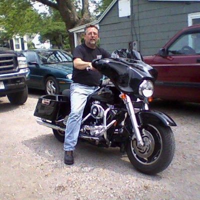 Profile Picture of Bill Hallowell (@billhallowell55) on Twitter