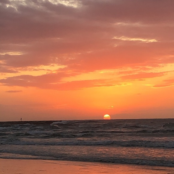 Profile Picture of Trilby Smith (@peachcobbler06) on Poshmark