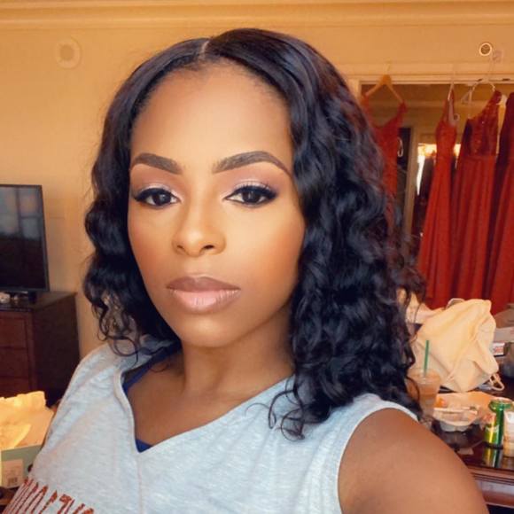 Profile Picture of Shawna Varner (@svarner25) on Poshmark