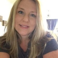 Profile Picture of Teresa Elliott (@TElliott2018) on Twitter