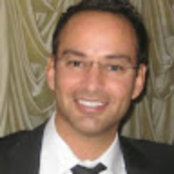 Profile Picture of Frank Casucci (@frankcas8) on Poshmark