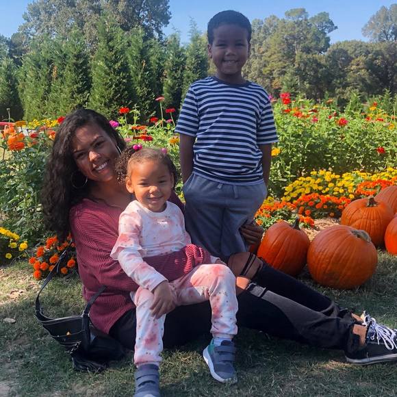 Profile Picture of Ericka Brumfield (@_erickaaa) on Poshmark