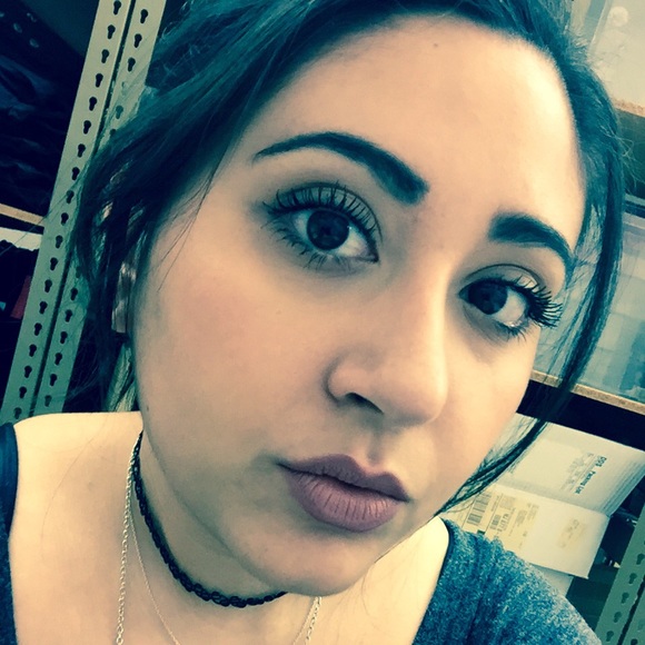 Profile Picture of Gabrielle Borghetti (@gaborghetti) on Poshmark