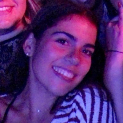 Profile Picture of Claudia Padilla (@claudia_bea103) on Twitter