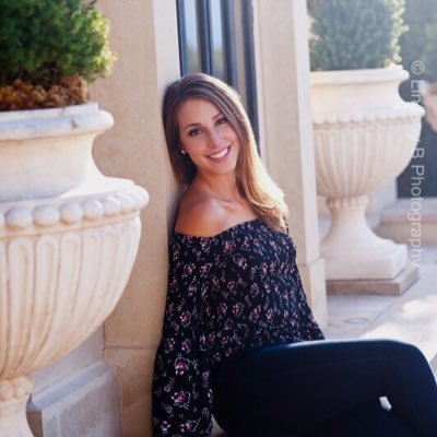 Profile Picture of Madison Helm (@madison__helm) on Twitter