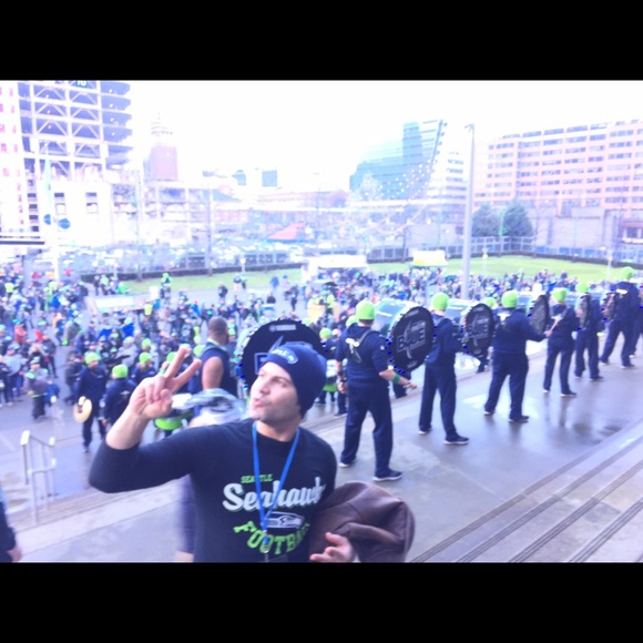 Profile Picture of Sam Hambor (@samkirkuk82) on Poshmark