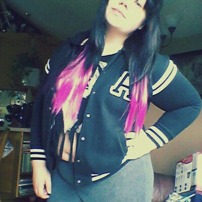 Profile Picture of Alyssa (@AlyssaCarrier) on Twitter