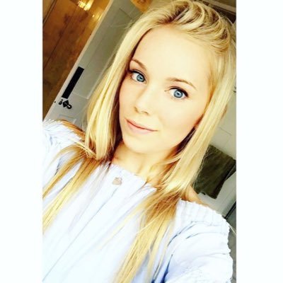 Profile Photo of Laura Sophie Knowles (@lauraknowles12) on Twitter