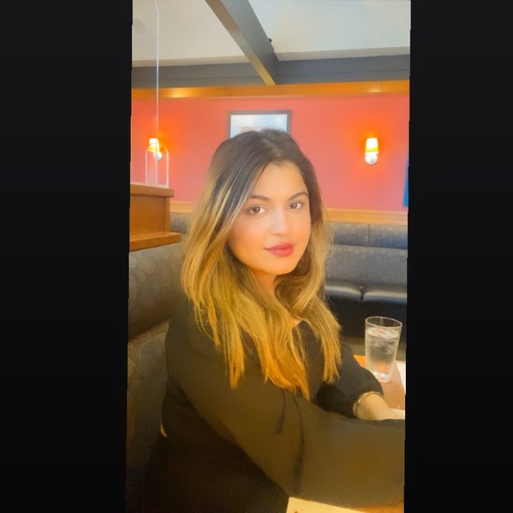Profile Picture of Chandrika Dhalla (@chandrika7087) on Poshmark