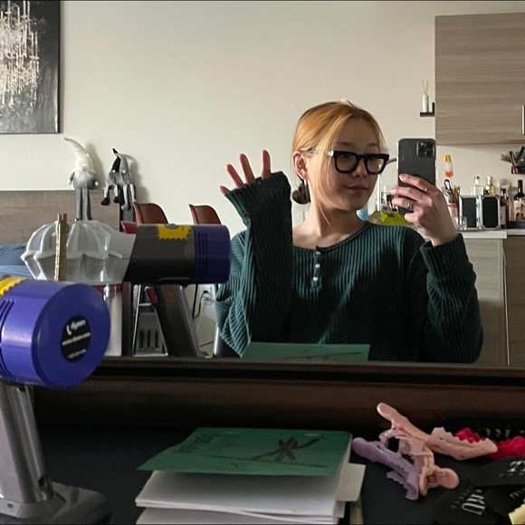 Profile Picture of Raina Kim (@ina_raina) on Poshmark