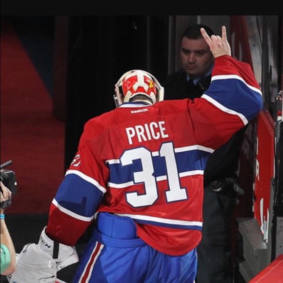 Profile Picture of Alexis Kundrath (@careyprice) on Poshmark