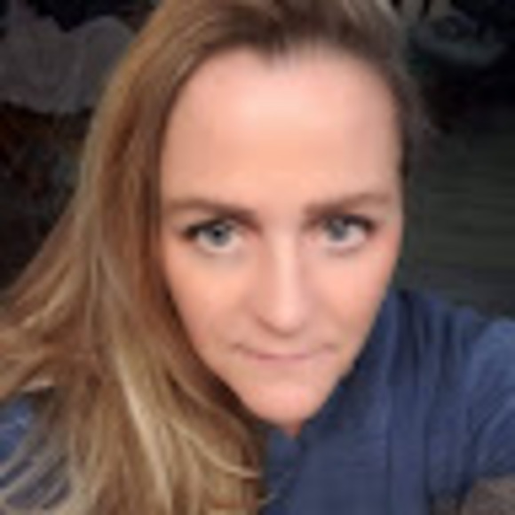 Profile Picture of Nicole Ramage (@momtojaxon) on Poshmark