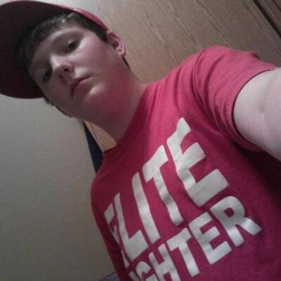 Profile Picture of James Arnwine (@Jimborapper420) on Twitter