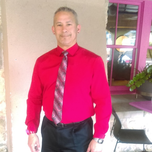 Michael alexander Aldana - Poshmark Profile Picture of Michael alexander Aldana (@coogs92) on Poshmark