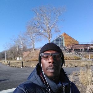Profile Picture of Robin Foye (@FoyeRobin) on Twitter