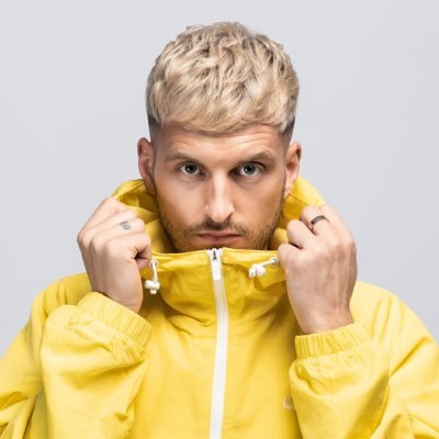 Profile Picture of 𝐃.𝐎.𝐃 (@dj_dod) on Twitter