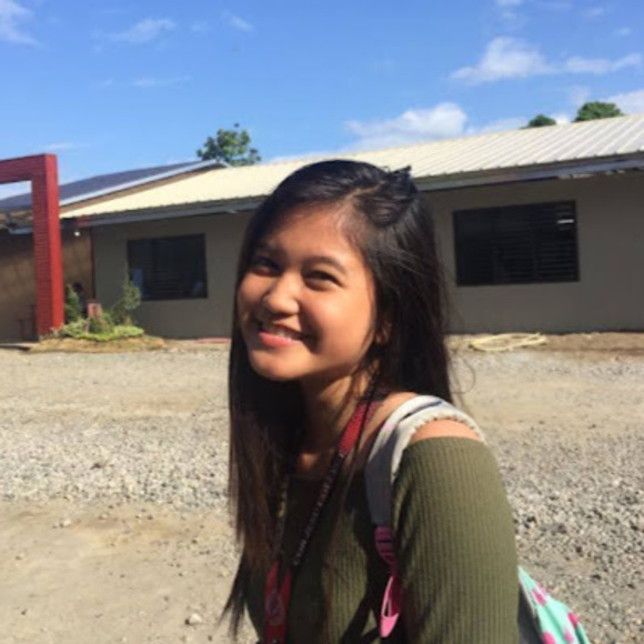 Profile Picture of Iannah kaye Padasay (@yanipadasay) on Poshmark