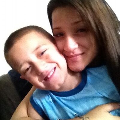 Profile Picture of Amy Cisneros (@mellow_kitty) on Twitter