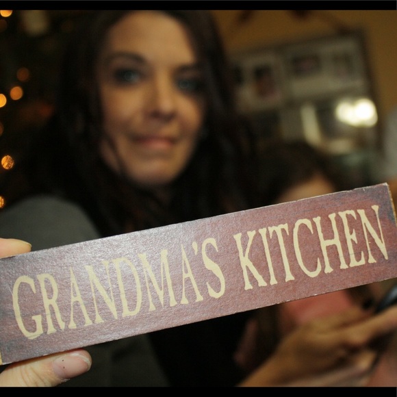 Profile Picture of Tori Barron (@toribarron) on Poshmark