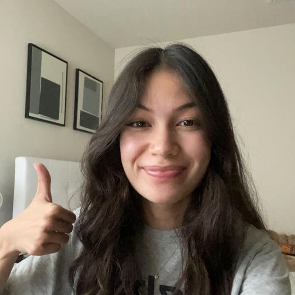 Profile Picture of Angelica sky Scroggs (@angelscroggs) on Poshmark