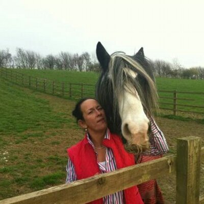 Profile Picture of Lisa Bainbridge (@lisabainbridge6) on Twitter