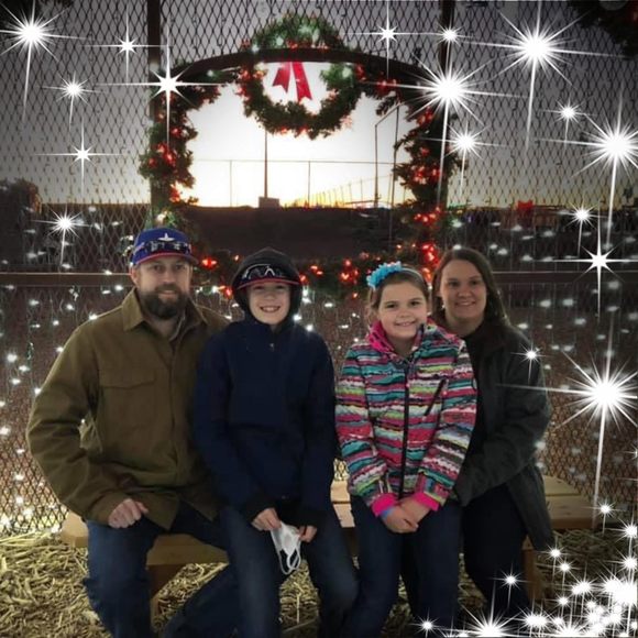 Profile Picture of Jamie Fletcher (@jlfletch10) on Poshmark