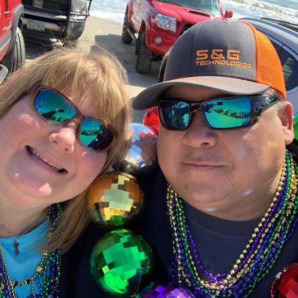 Profile Picture of Shannon Gonzalez (@smarieg187) on Poshmark