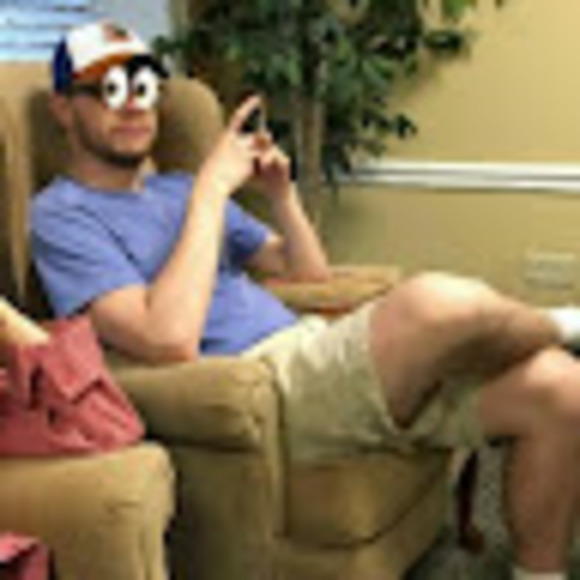 Profile Picture of Caleb Hoover (@cwhoover1) on Poshmark