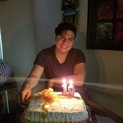 Profile Picture of Hugo Loya (@HugoLoya7) on Twitter