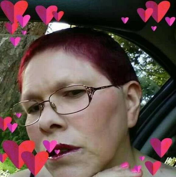Profile Picture of Angela Moreno (@angelamoreno187) on Poshmark
