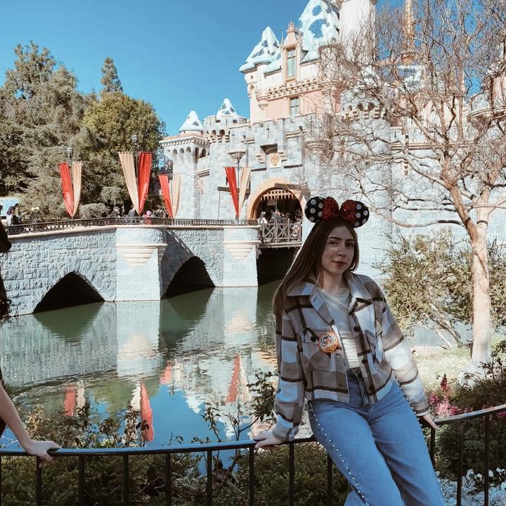 Profile Picture of aleexaaval (@aleexaaval) on Tiktok