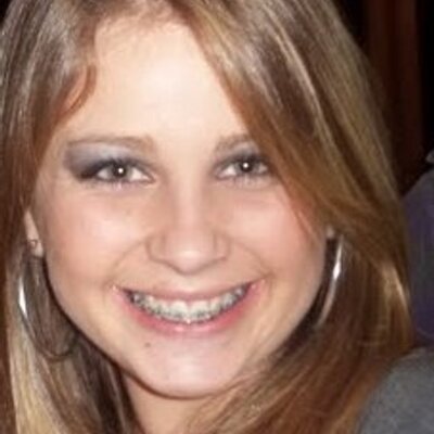 Profile Picture of Michele Back (@MiihBack) on Twitter