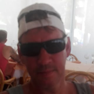 Profile Picture of John Marina van den Heuvel (@john_vandenheuvel) on Instagram